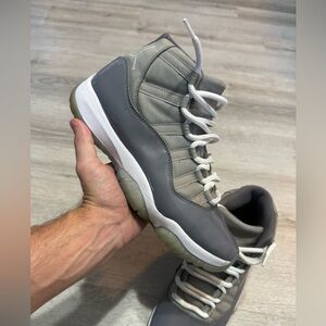 Jordan cool grey 11